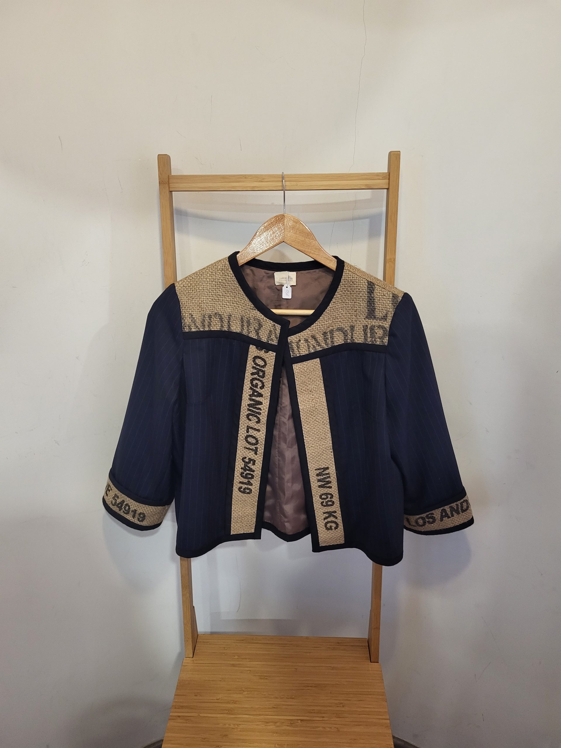 Chaqueta raya diplomática 2 – Sylvia Calvo BCN